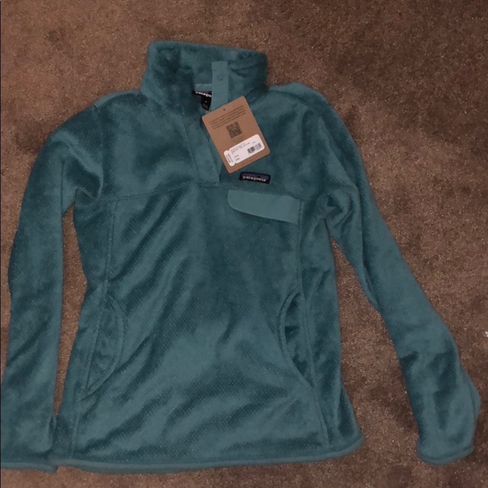 Patagonia pullover jacket